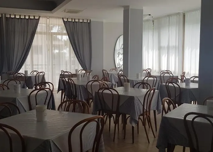 Monaco - Parcheggio Incluso E Piscina Hotel Milano Marittima