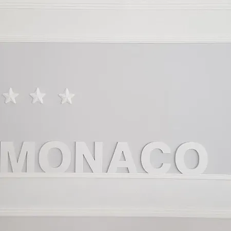 酒店 Monaco - Parcheggio Incluso E Piscina 米兰马瑞提那