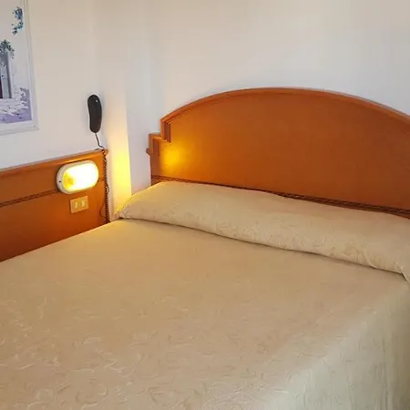 Monaco - Parcheggio Incluso E Piscina 3*