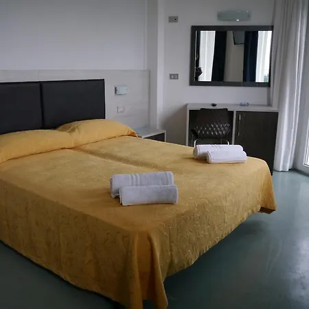 Monaco - Parcheggio Incluso E Piscina