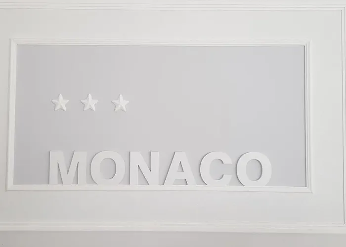 酒店 Monaco - Parcheggio Incluso E Piscina 米兰马瑞提那