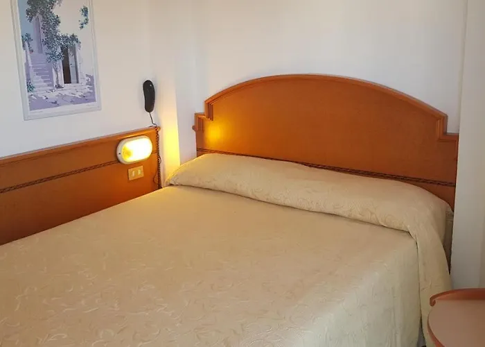 Monaco - Parcheggio Incluso E Piscina 3*