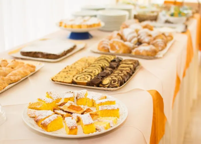 Monaco - Parcheggio Incluso E Piscina 3* 米兰马瑞提那